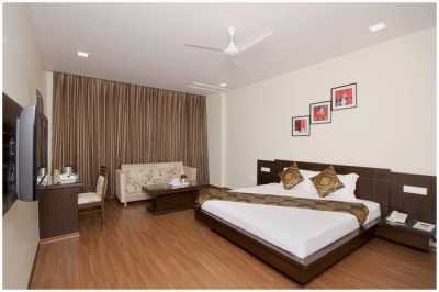 Hills & Backwaters With Abad